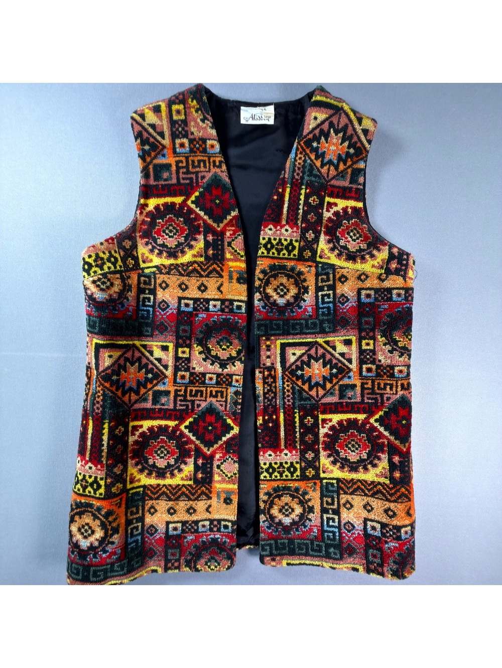 VTG 70s Aladdin Tapestry Vest Geometric Boho Hippie Carpet Jacket Unisex L 20x28